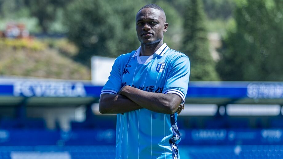 Luis MIna reforça Vizela