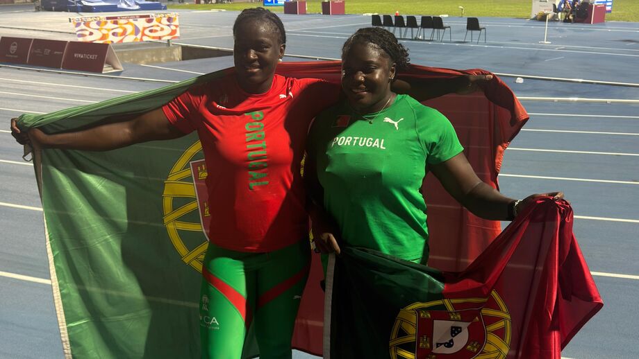 Auriol Dongmo e Jéssica Inchude