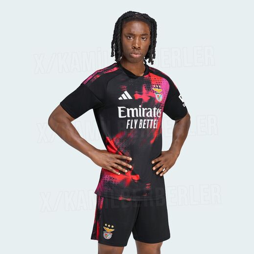Será este o terceiro equipamento do Benfica para a temporada 2026/27?