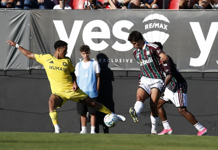 Estrela bateu campeões sauditas
