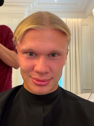 Nova época, novo penteado: Haaland surpreende fãs com look diferente antes do arranque da Premier League