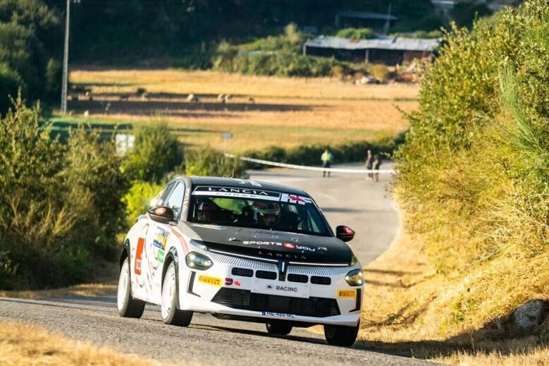 O Lancia domina o Rali Constálica com 53 equipas inscritas