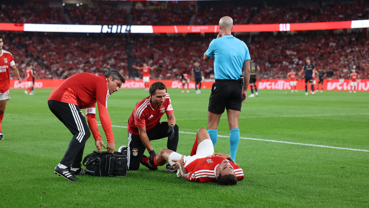 Barrenechea saiu lesionado do Benfica-Estoril