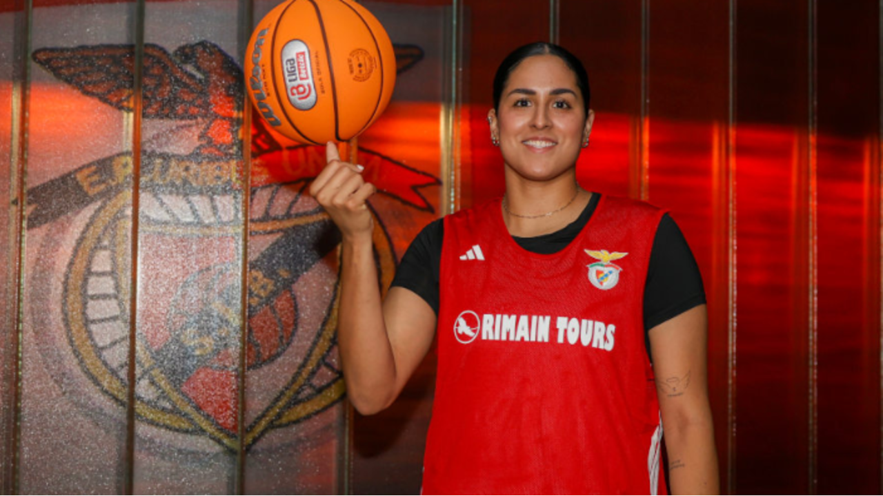 Mariana Valenzuela é reforço das águias