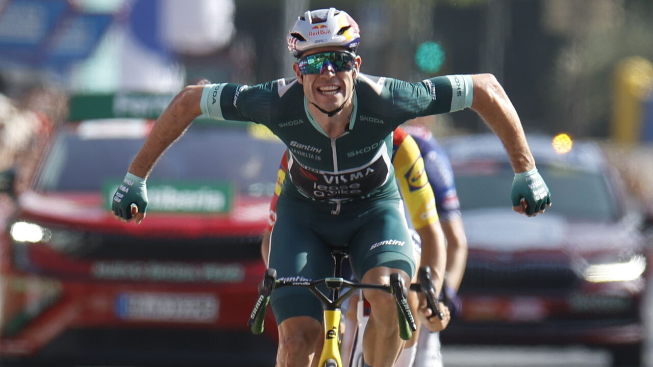 Wout van Aert vence a quinta etapa da Volta a Espanha