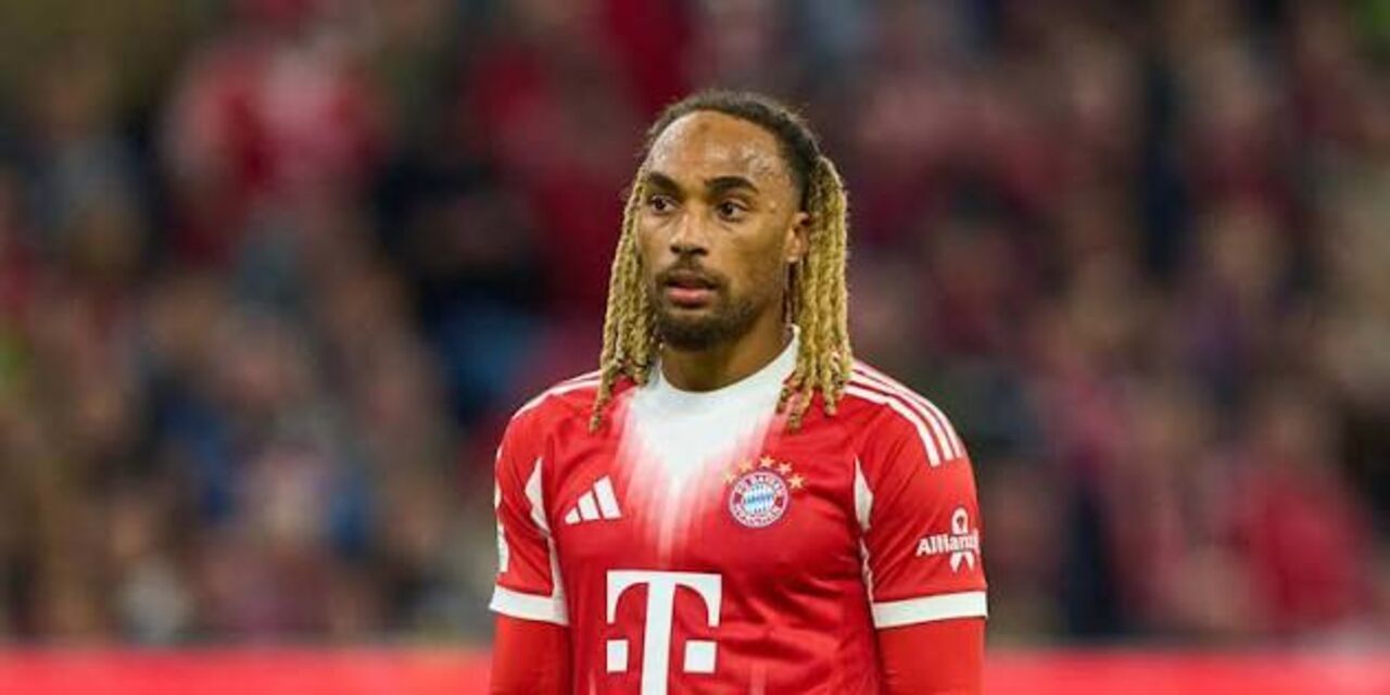 Lateral em busca de saída