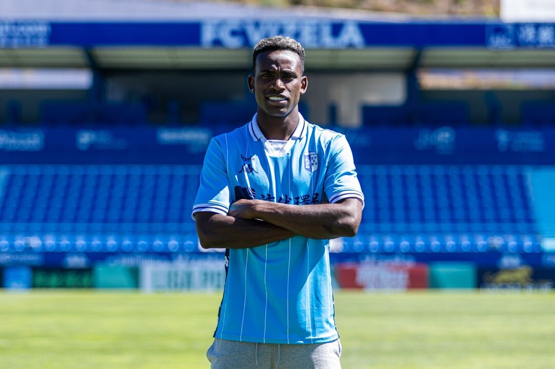 Cristian Cañozales apresentado no Vizela