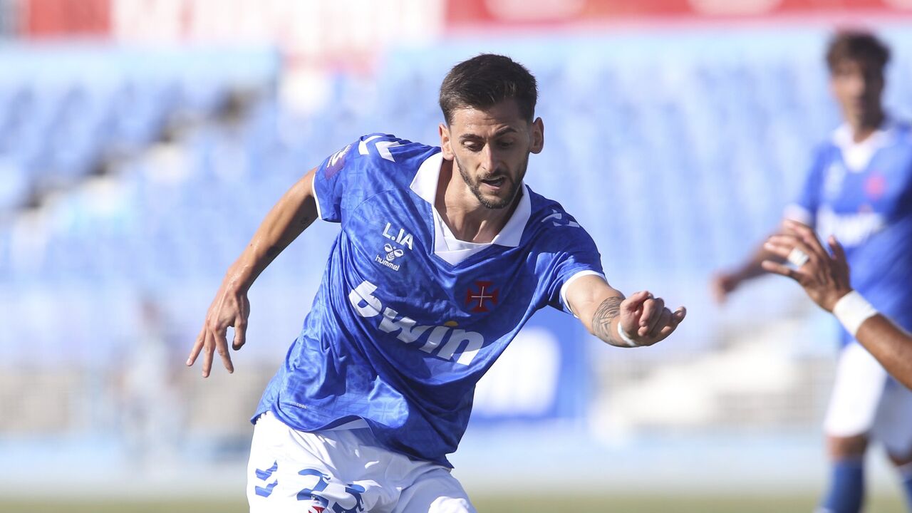 Bruninho em ação pelo Belenenses