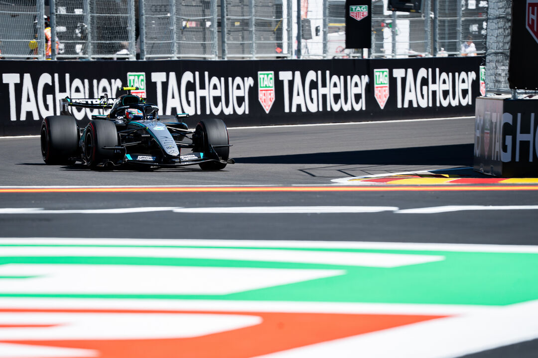 Andrea Kimi Antonelli (Mercedes AMG Petronas F1 Team, #12) in the Mercedes-AMG F1 W17 E Performance in Turn 1 of