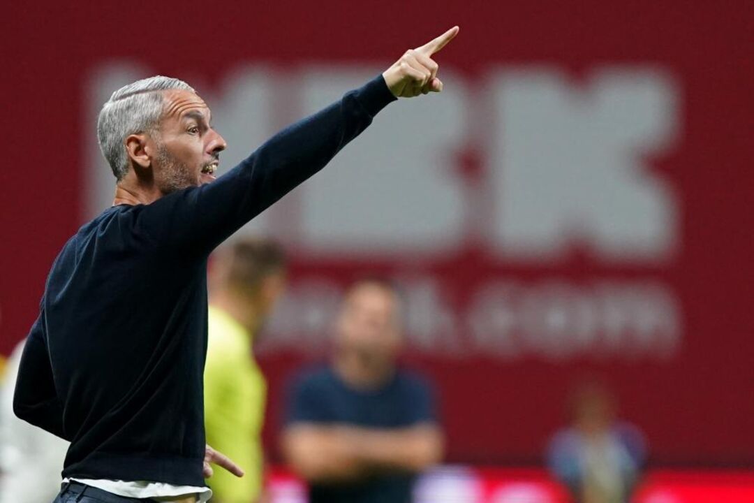 O treinador do Sporting de Braga, Carlos Vicens, durante o
