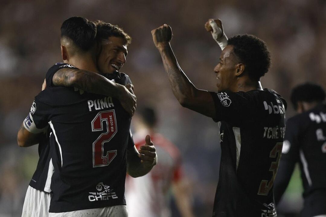 Players of Vasco da Gama celebrate a goal during the
