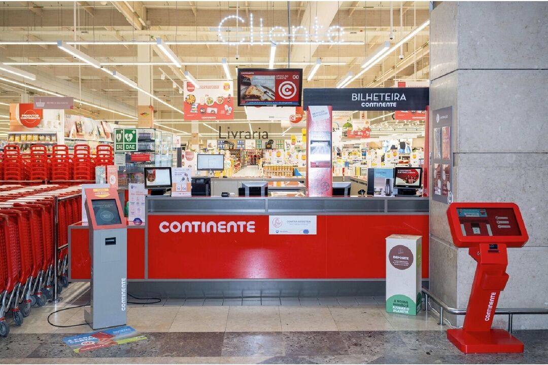 Continente vende bilhetes para jogo da Seleção Nacional