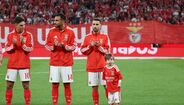 Salvador entrou de mão dada com Rafa Silva
