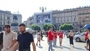 Adeptos do Benfica nas ruas de Milão