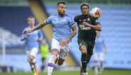 Nicolas Otamendi - 2015/16 - 44,5 milhões de euros (Valencia)