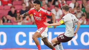Richard Ríos em ação frente ao Hearts