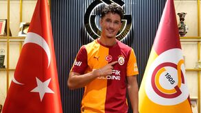 Deniz Gül é oficial no Galatasaray