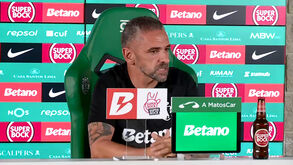 Rui Borges não encontra 'gémeos': «Não é possível ir buscar jogadores iguais a Hjulmand, Trincão, Pote...»