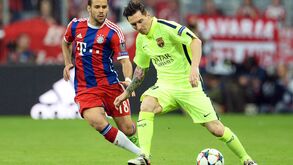 Bernat no Bayern contra Messi
