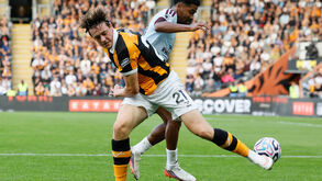 Aston Villa empatou com o Hull