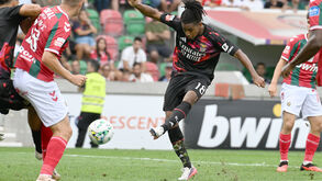 Barreiro bisou e Prestianni marcou golaço no Marítimo-Benfica