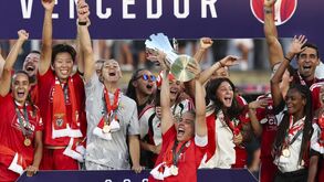 Benfica celebra conquista da Supertaça