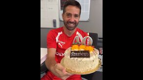João Moutinho soprou as velas aos 40 anos: o bolo, os calduços e a mensagem de António Salvador