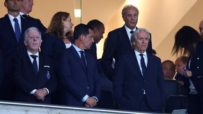 Pedro Proença com Jorge Jesus no Dragão para seguir o FC Porto-Man. City