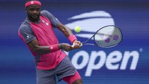 Frances Tiafoe em ação contra Alex Michelsen