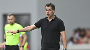 O onze provável do Benfica para o jogo com o Moreirense: lateral-direita com novo dono