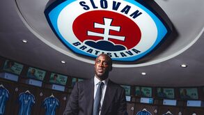 Yaya Touré, treinador do Slovan Bratislava
