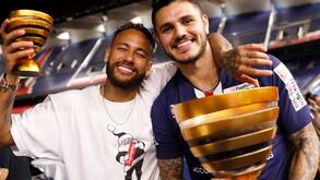 Com Neymar nos tempos de PSG