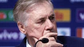 Carlo Ancelotti orienta a seleção brasileira