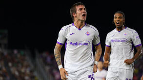 Mastantuono brilha com hat trick na vitória da Fiorentina