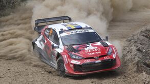 Oliver Solberg no seu Toyota GR Yaris