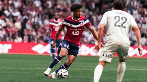 Tiago Santos marca na vitória do Lille
