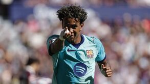 Lamine Yamal festeja pelo Barcelona