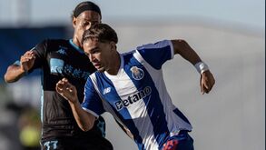FC Porto B e Vizela empatam num jogo com quatro golos