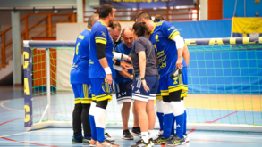 Equipa joga em Berlim