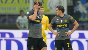 O momento em que Stones saiu lesionado no Inter-Udinese