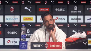 Ruben Amorim desafiou jornalista a fazer o onze do Milan, este aceitou e o resultado levou a um 'bate-boca'