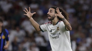 Cucurella em destaque
