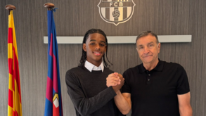 Dany Freire oficializado no Barcelona