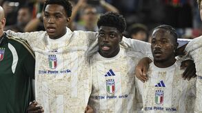 Issa Doumbia estreia-se pela seleção italiana em derrota