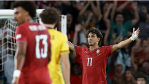 João Félix festeja golo marcado ao País de Gales
