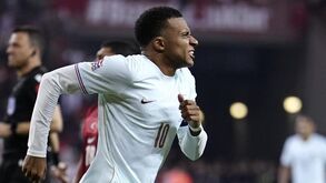 Mbappé lesionou-se