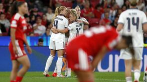 Bayern fez 3 golos na reta final e silenciou a Luz