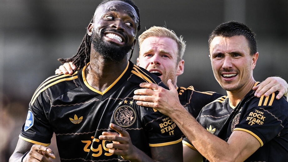 Arokodare radiante no Ajax