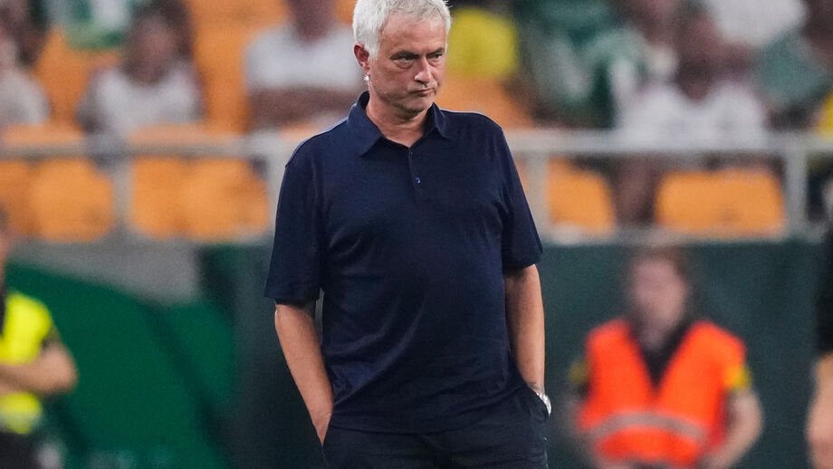 José Mourinho visivelmente frustrado