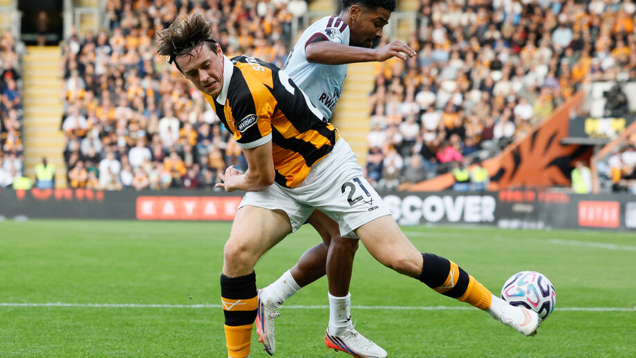 Aston Villa empatou com o Hull